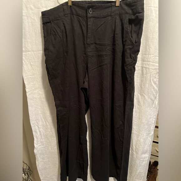 Torrid Linen Blend Pants. Black. Wide leg. Trouser pockets. Size 16 - Picture 1 of 10